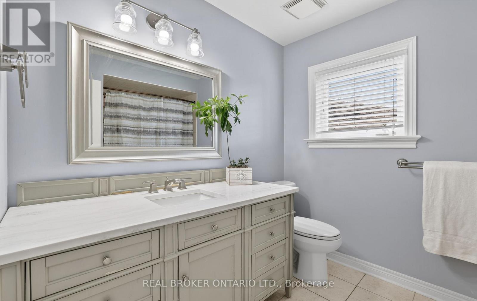 8 Mcquaid Court, East Gwillimbury, Ontario  L9N 1E8 - Photo 29 - N13091640