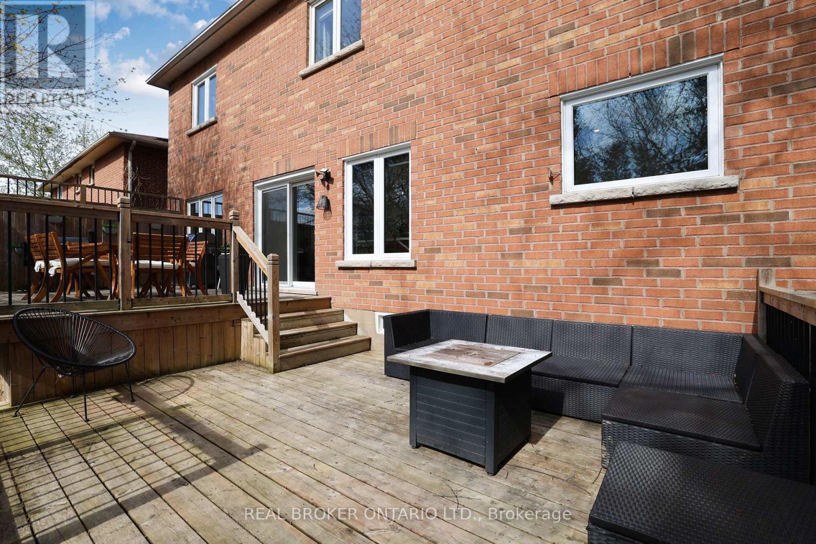 8 Mcquaid Court, East Gwillimbury, Ontario  L9N 1E8 - Photo 36 - N13091640
