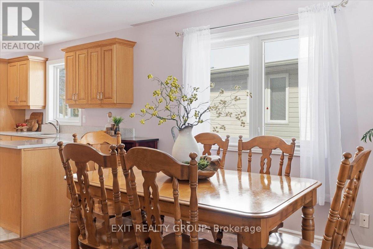14 Stonegate Crescent, Quinte West, Ontario  K0K 2C0 - Photo 14 - X13092086