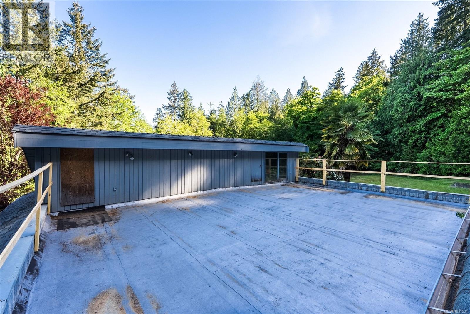 5630 Batu Rd, Saanich, British Columbia  V8Z 6K5 - Photo 17 - 1031531