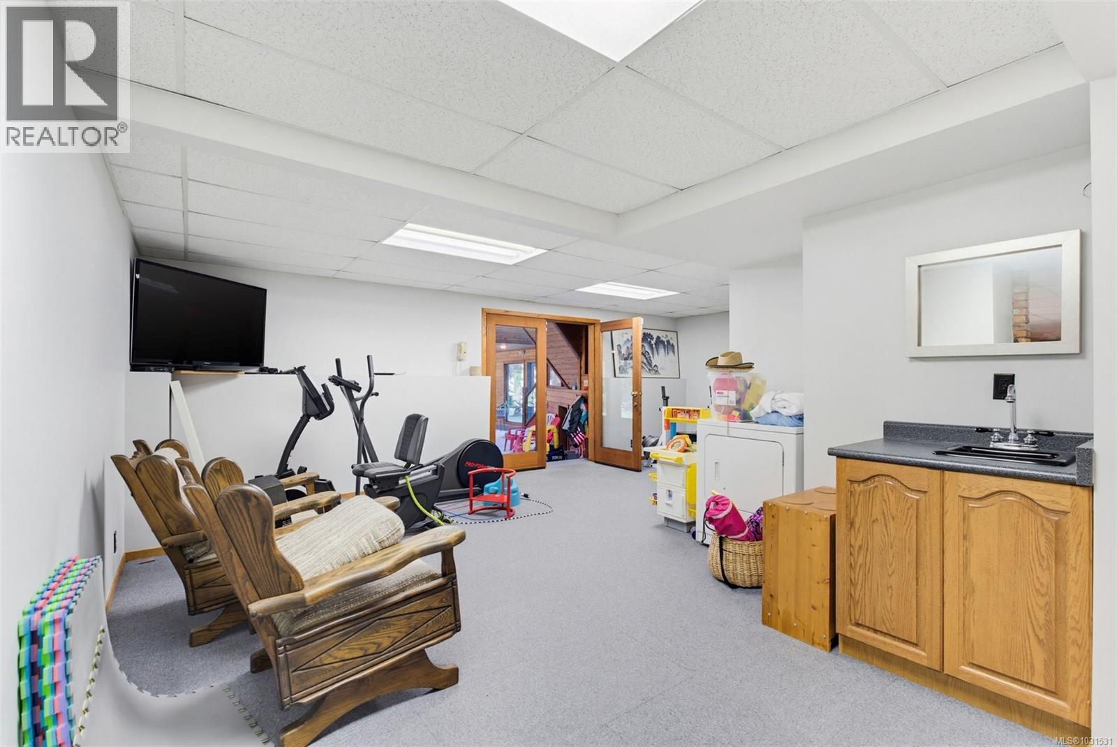 5630 Batu Rd, Saanich, British Columbia  V8Z 6K5 - Photo 42 - 1031531