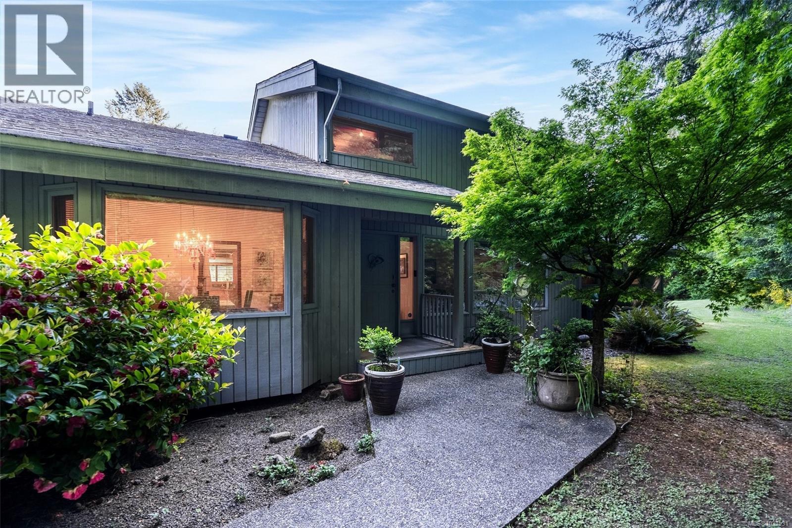 5630 Batu Rd, Saanich, British Columbia  V8Z 6K5 - Photo 7 - 1031531