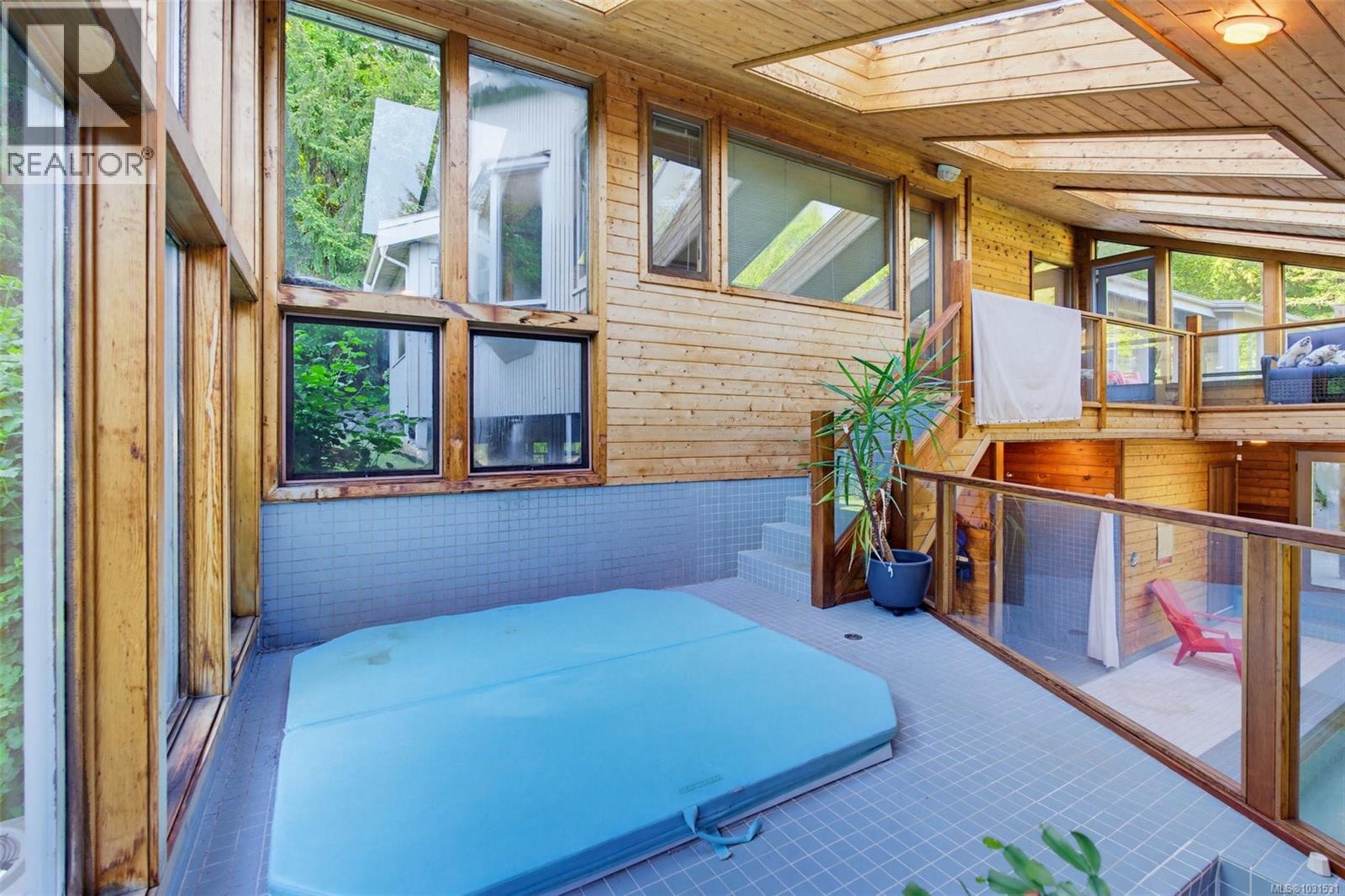 5630 Batu Rd, Saanich, British Columbia  V8Z 6K5 - Photo 49 - 1031531