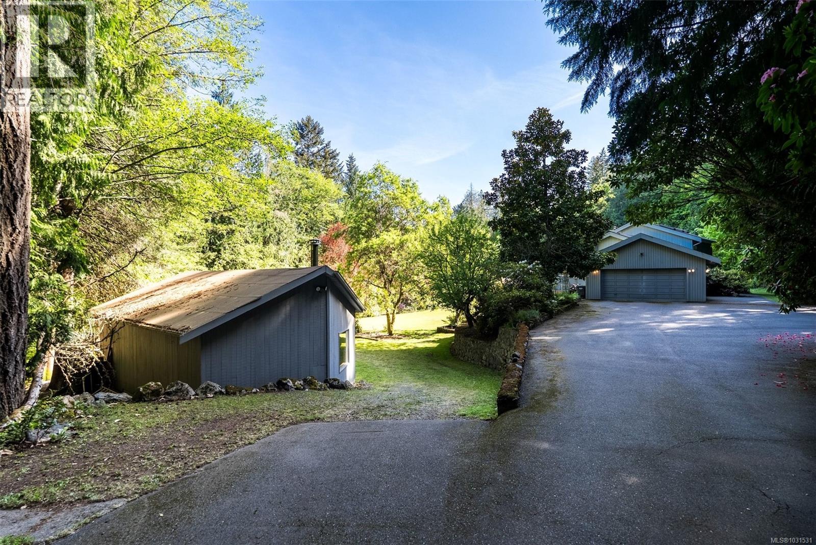 5630 Batu Rd, Saanich, British Columbia  V8Z 6K5 - Photo 70 - 1031531