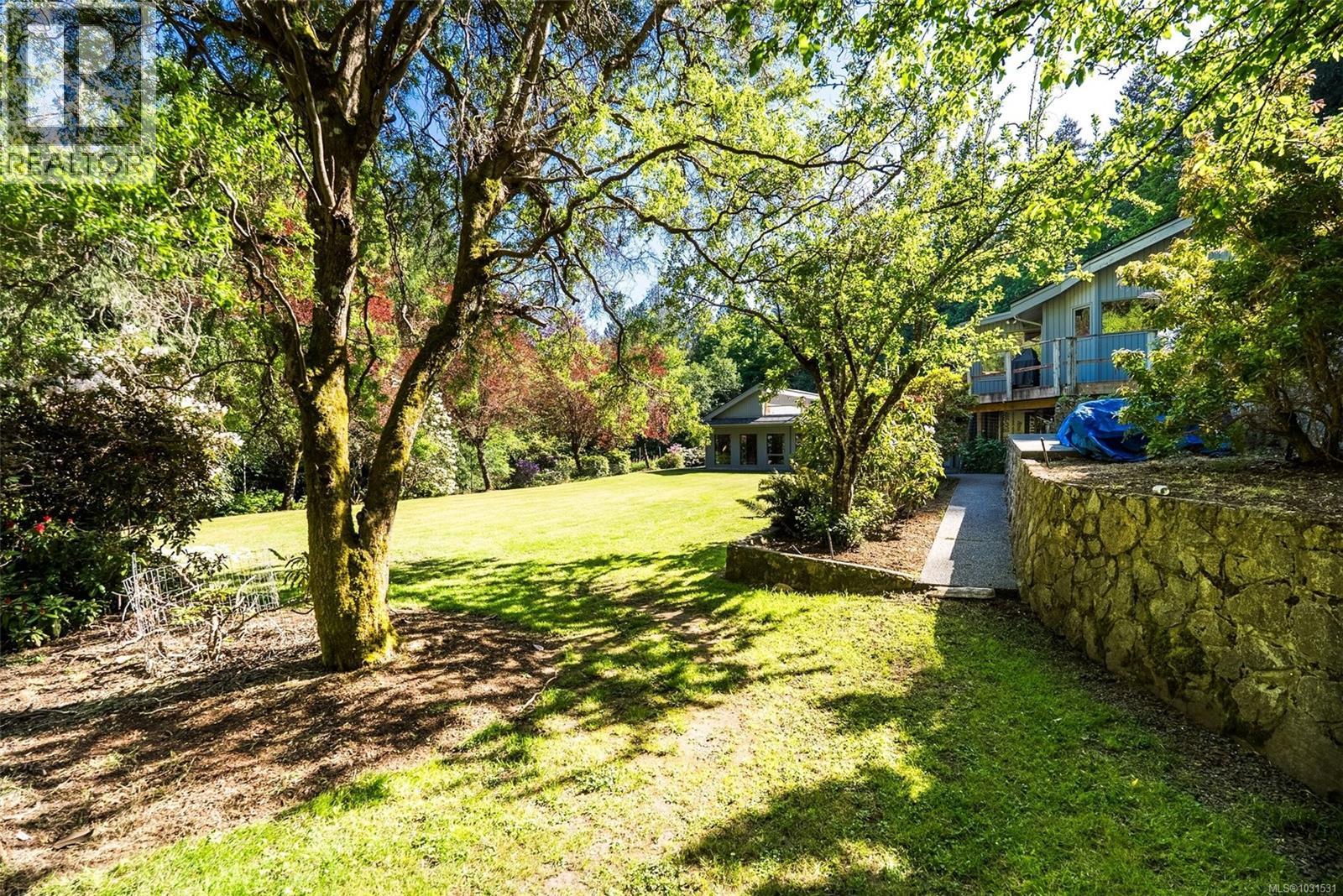 5630 Batu Rd, Saanich, British Columbia  V8Z 6K5 - Photo 66 - 1031531
