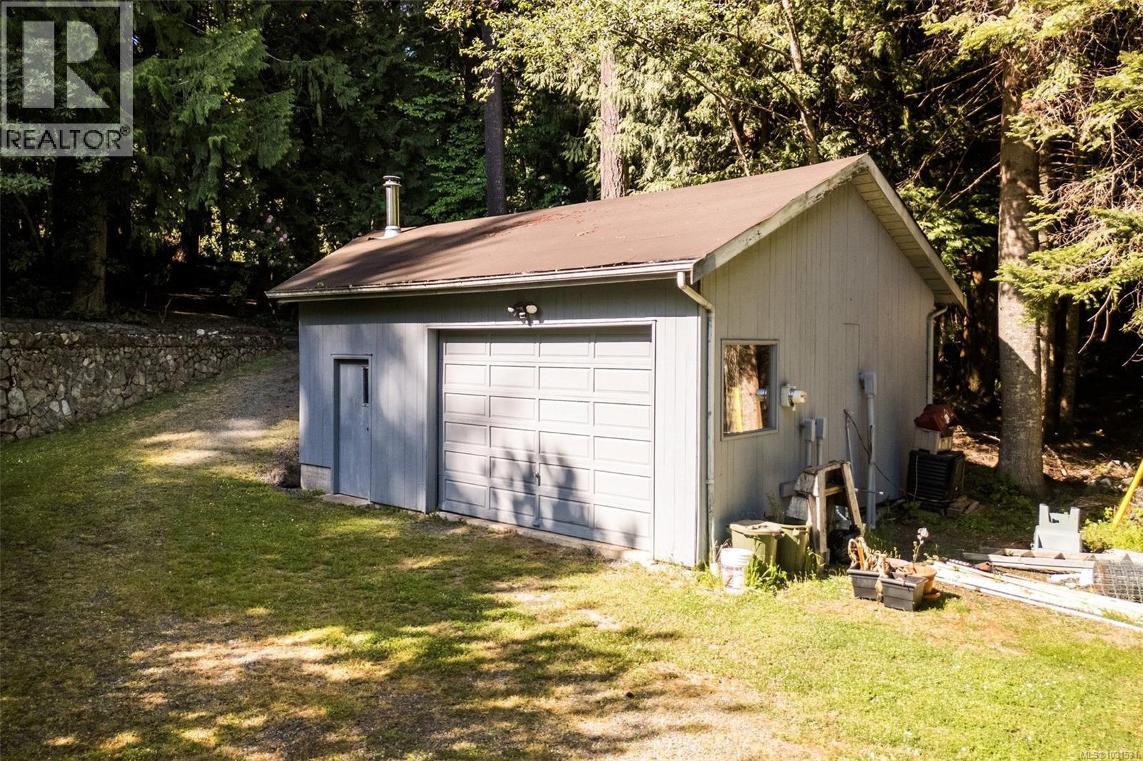 5630 Batu Rd, Saanich, British Columbia  V8Z 6K5 - Photo 72 - 1031531