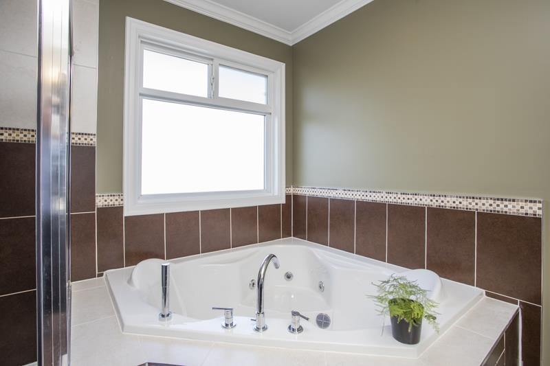 21053 83 Avenue, Langley, British Columbia  V2Y 0B8 - Photo 10 - R3120343