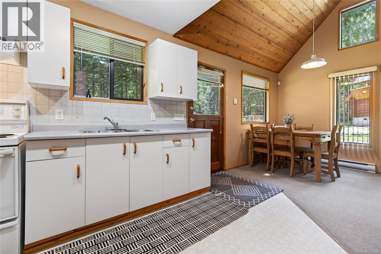 4425 Forbidden Plateau Rd, Courtenay, British Columbia  V9J 1R2 - Photo 47 - 1034797