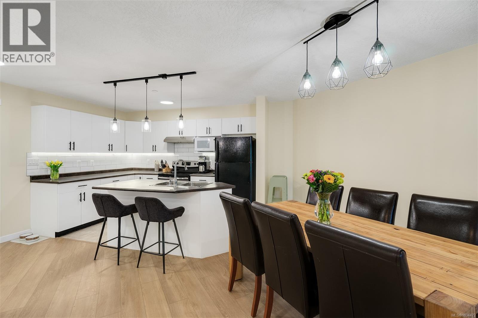 206 893 Hockley Ave, Langford, British Columbia  V9B 2V8 - Photo 8 - 1034472