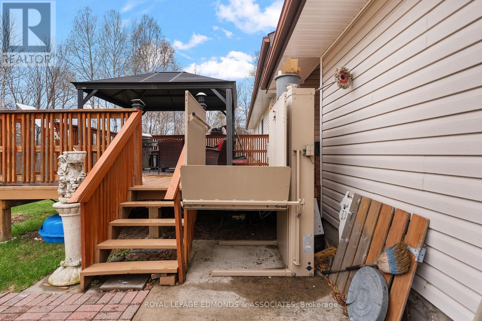 1523 Barron Canyon Road, Petawawa, Ontario  K8A 6W7 - Photo 35 - X13092092
