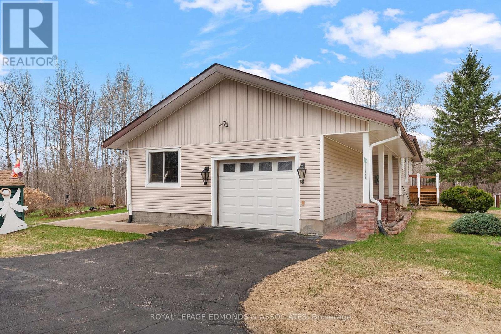 1523 Barron Canyon Road, Petawawa, Ontario  K8A 6W7 - Photo 36 - X13092092