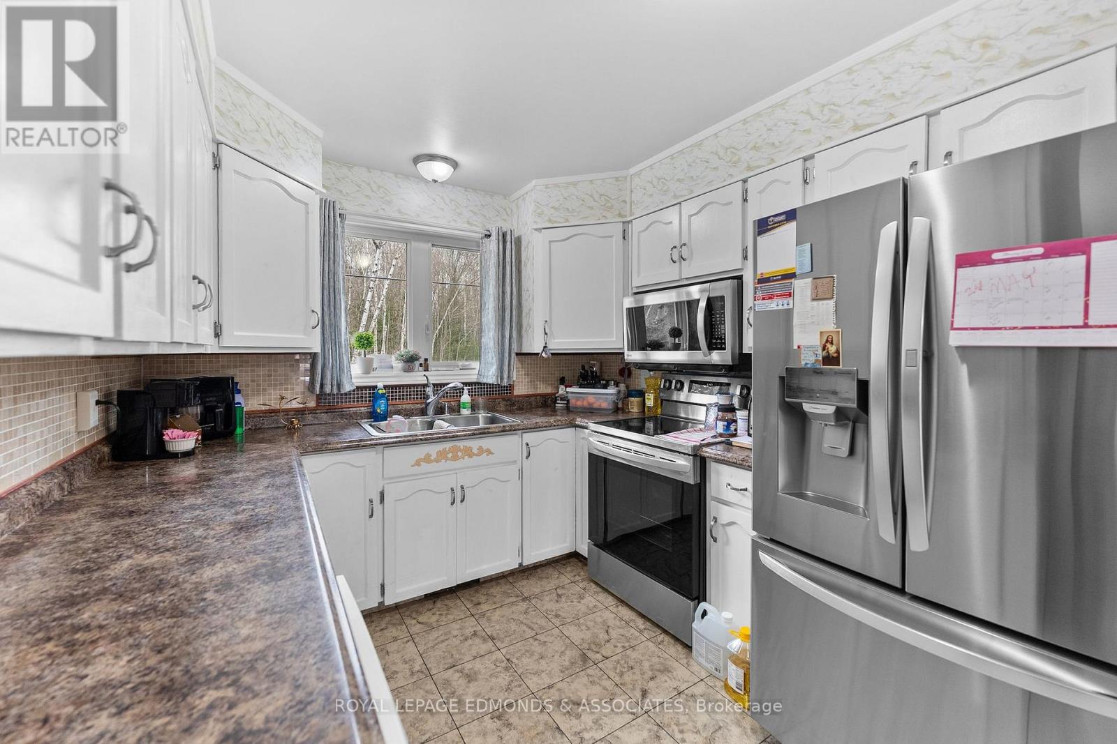 1523 Barron Canyon Road, Petawawa, Ontario  K8A 6W7 - Photo 6 - X13092092
