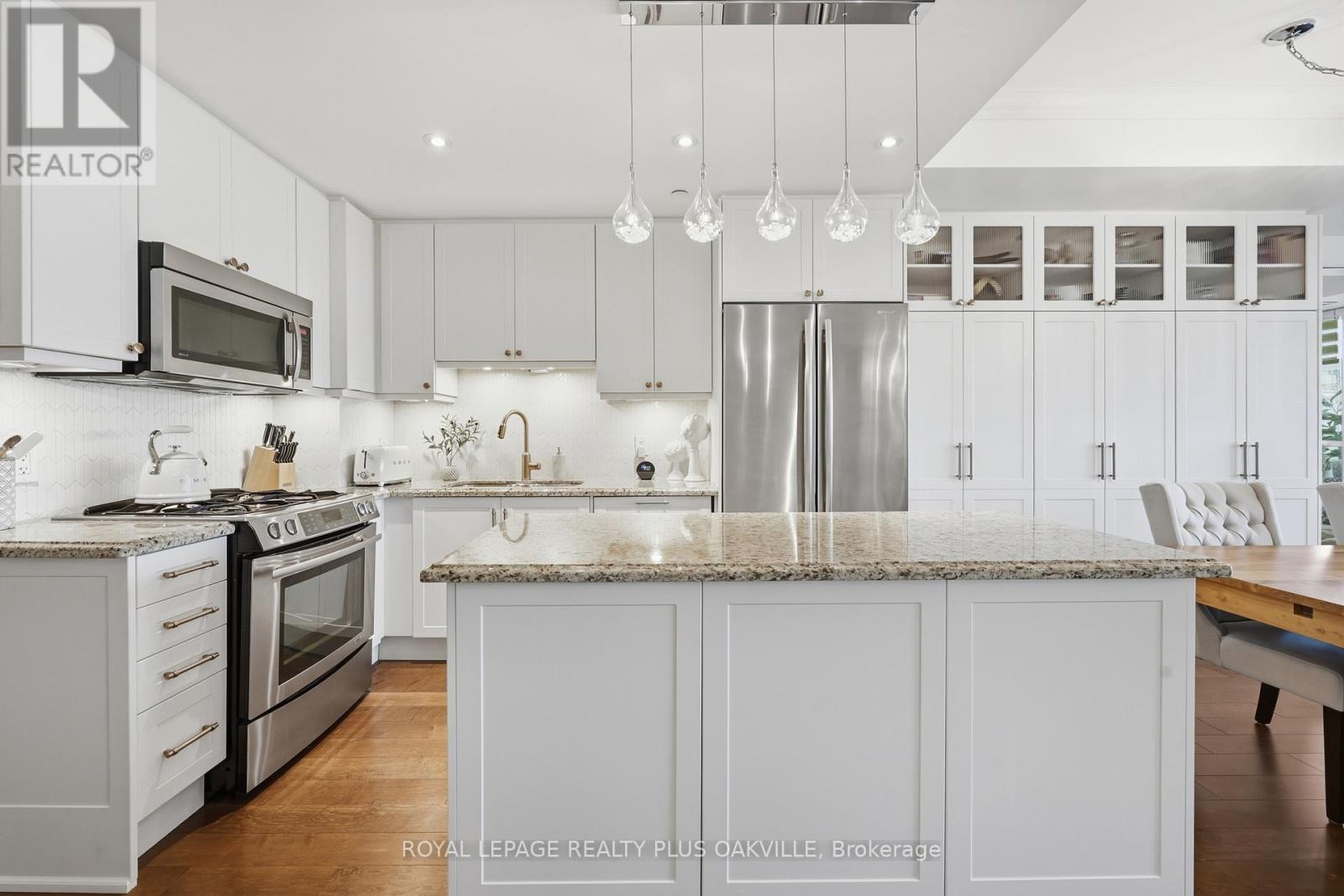 304 - 11 Bronte Road, Oakville, Ontario  L6L 0E1 - Photo 7 - W13091638