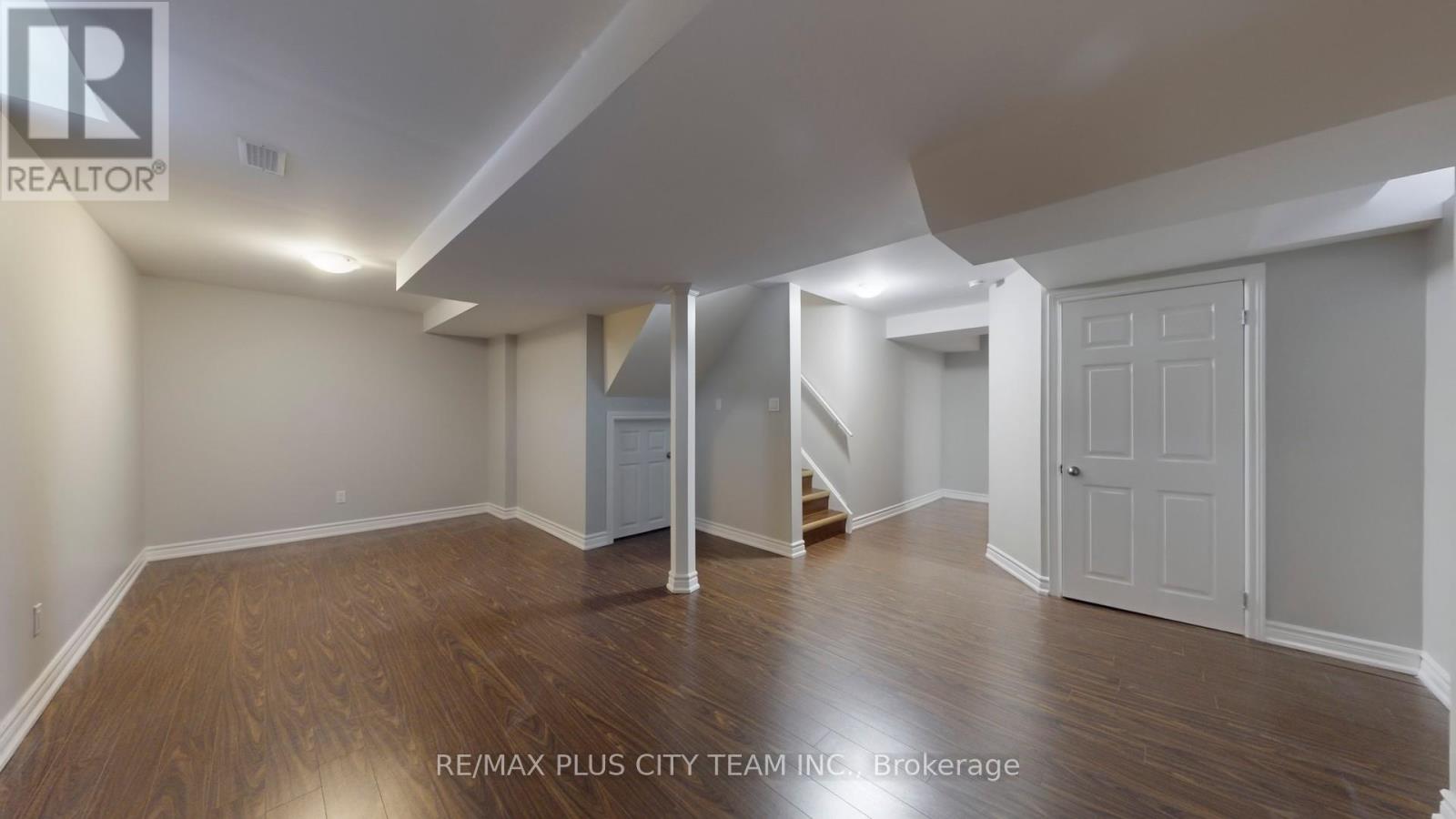 4 Slessor Lane, Brampton, Ontario  L6P 1M3 - Photo 32 - W13091668