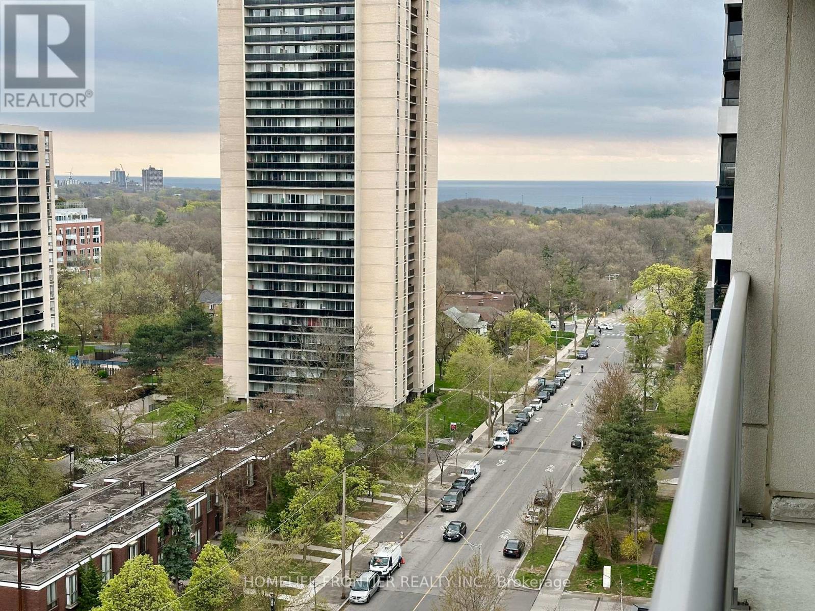 1304 - 70 High Park Avenue, Toronto, Ontario  M6P 1A1 - Photo 14 - W13091710