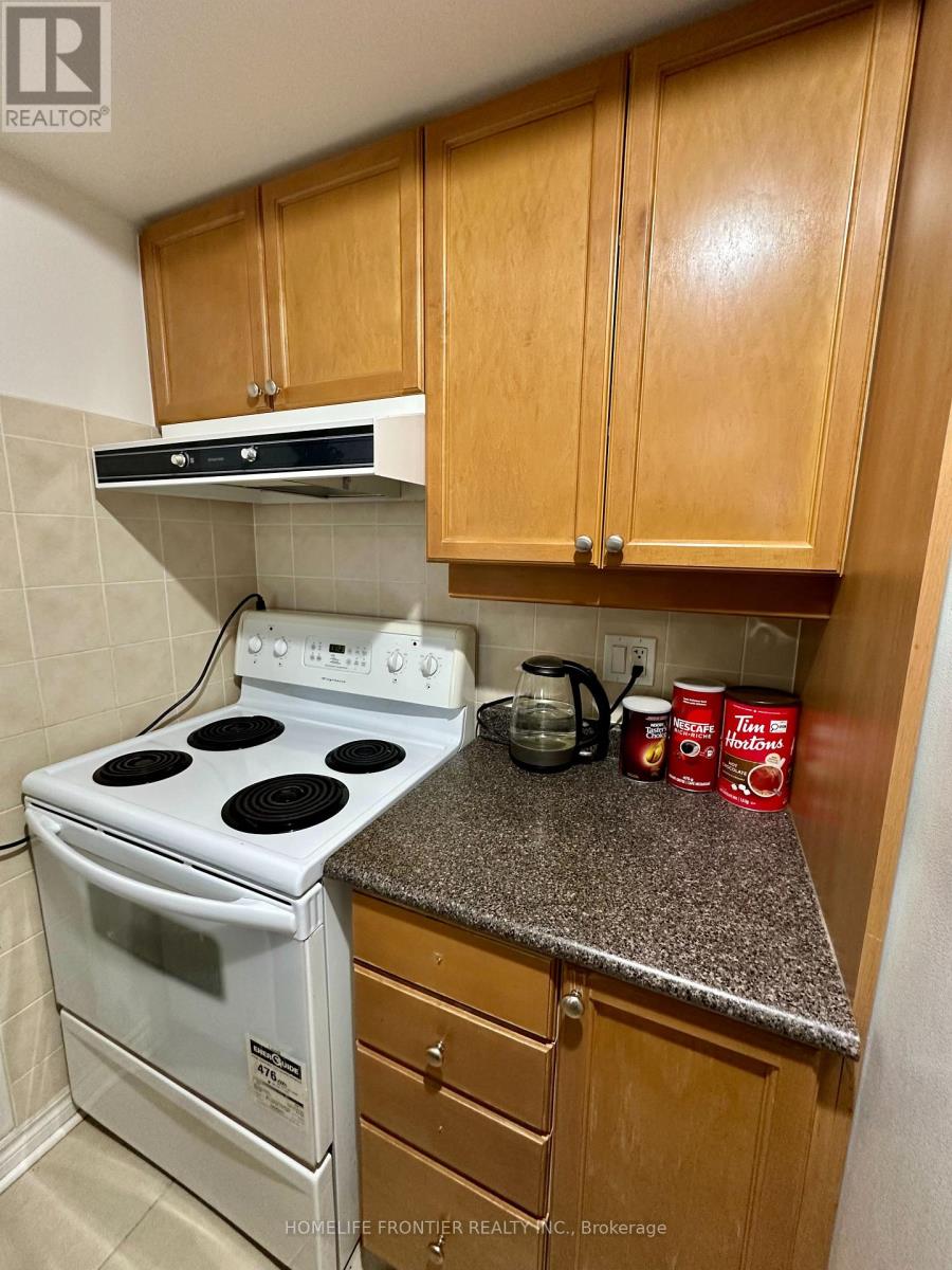 1304 - 70 High Park Avenue, Toronto, Ontario  M6P 1A1 - Photo 5 - W13091710