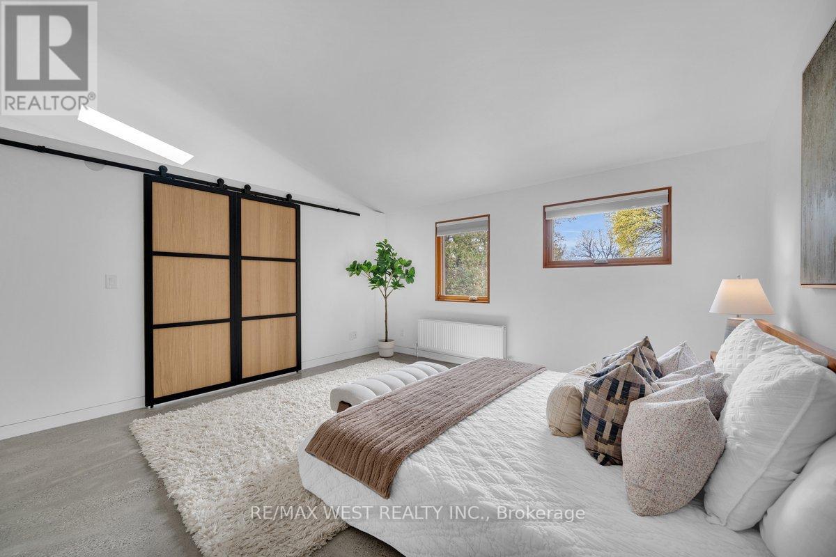 38 Smithfield Drive, Toronto, Ontario  M8Y 3M2 - Photo 22 - W13091750
