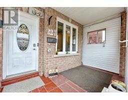 227 EARLSCOURT AVENUE, Toronto, Ontario