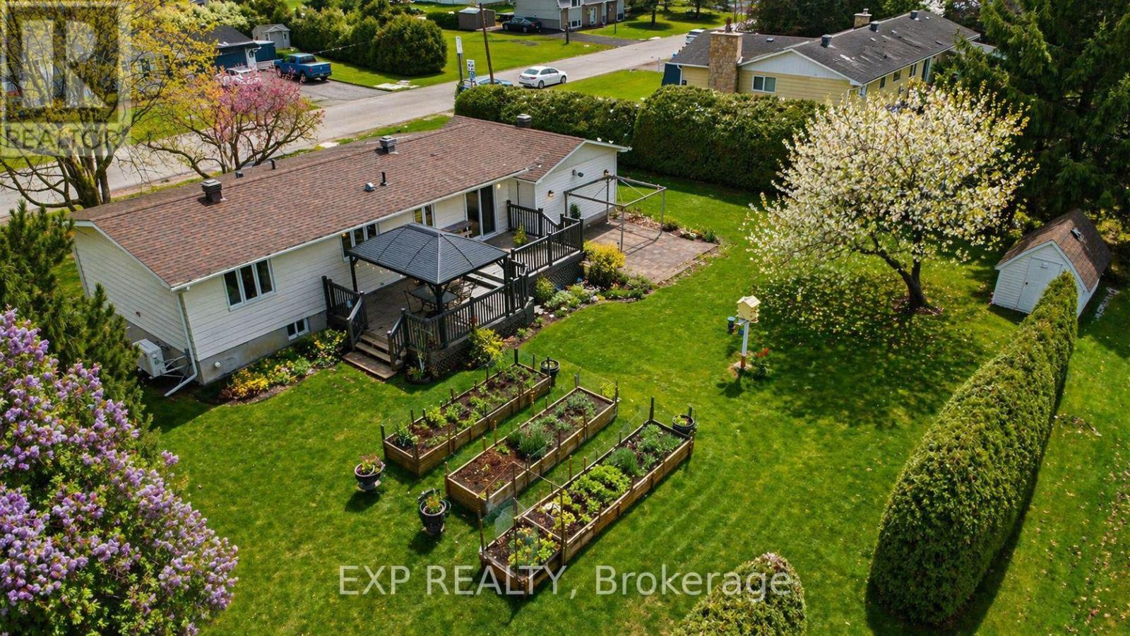 2 Castlebeau Street, Russell, Ontario  K0A 1W0 - Photo 27 - X13092010