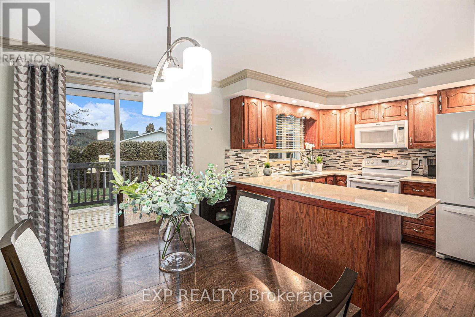 2 Castlebeau Street, Russell, Ontario  K0A 1W0 - Photo 8 - X13092010