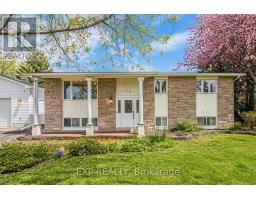 2 CASTLEBEAU STREET, Russell, Ontario