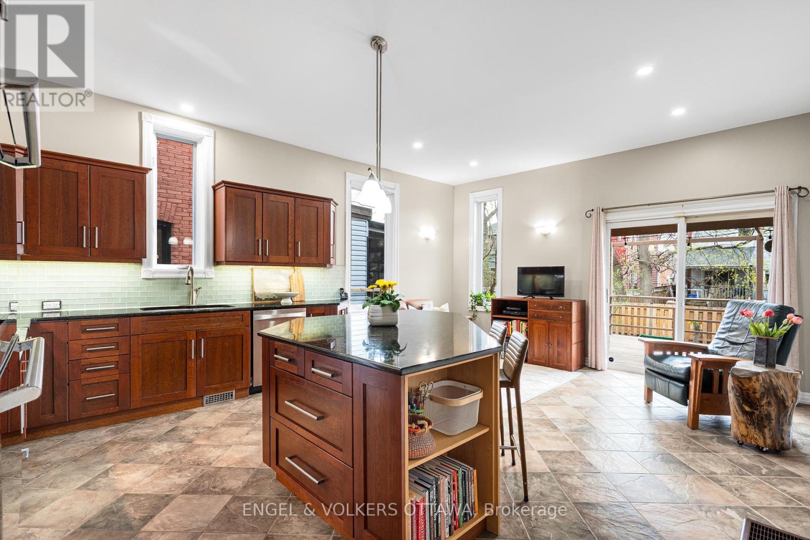 82 Second Avenue, Ottawa, Ontario  K1S 2H5 - Photo 16 - X13092146