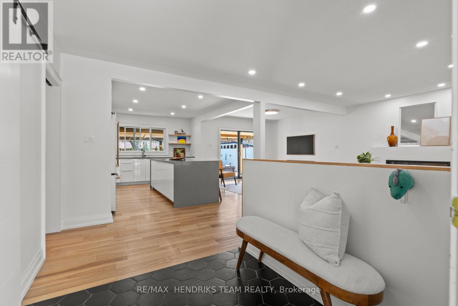 149 Riverview Boulevard, St. Catharines, Ontario  L2T 3M6 - Photo 5 - X13091892
