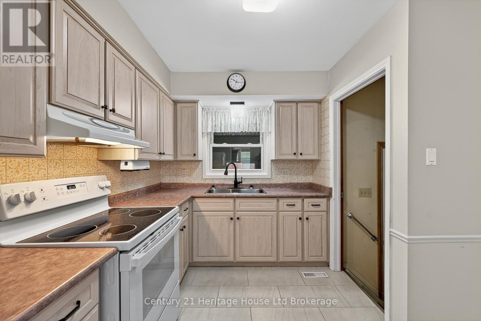 815 Verulam Street, London South, Ontario  N6C 4Y6 - Photo 11 - X13092108