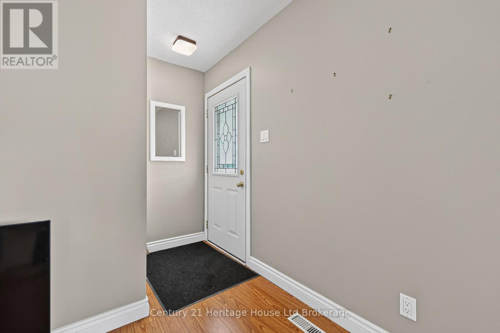 815 Verulam Street, London South, Ontario  N6C 4Y6 - Photo 5 - X13092108