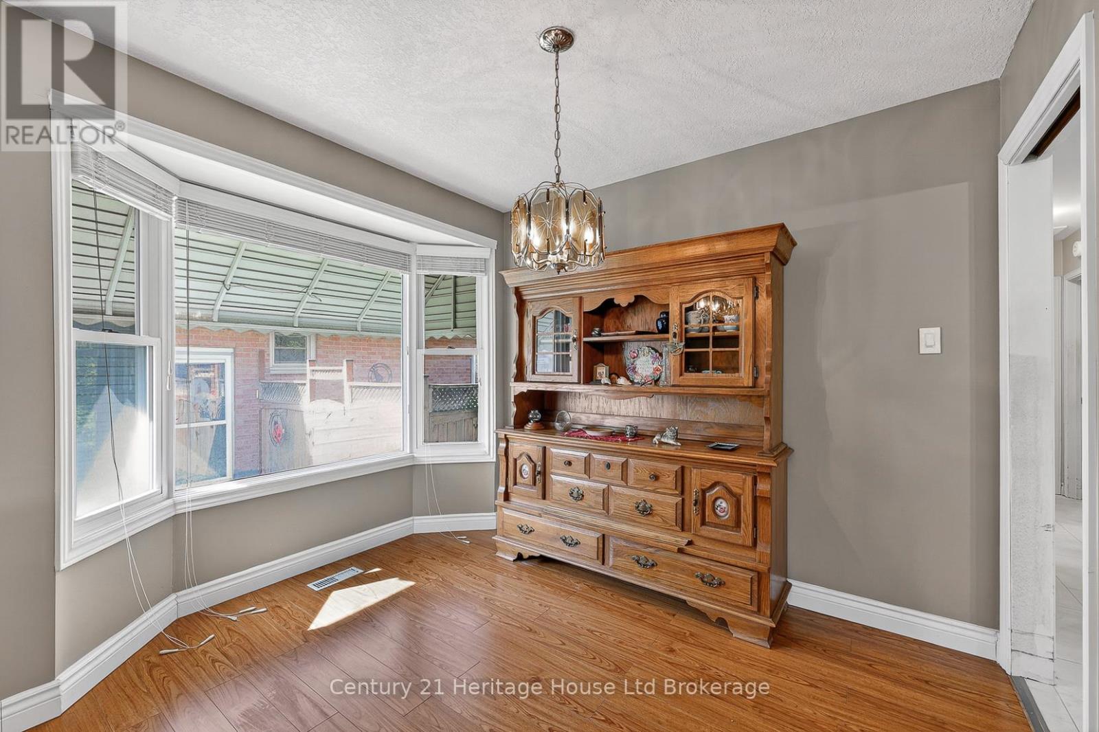 815 Verulam Street, London South, Ontario  N6C 4Y6 - Photo 9 - X13092108