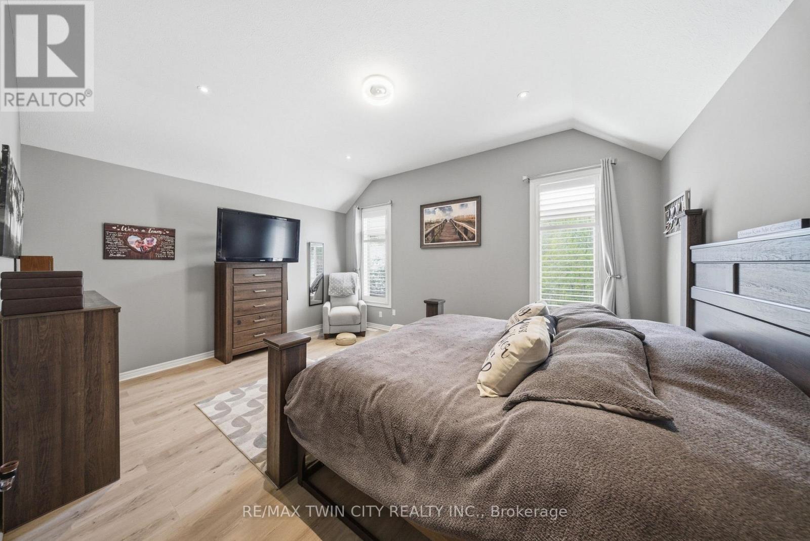 7 Tom Thomson Court, Brantford, Ontario  N3R 7Z6 - Photo 18 - X13091712