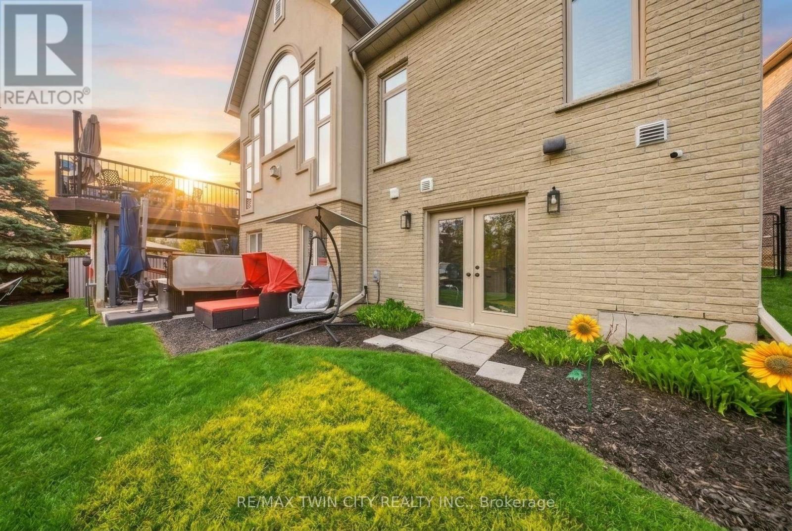7 Tom Thomson Court, Brantford, Ontario  N3R 7Z6 - Photo 41 - X13091712
