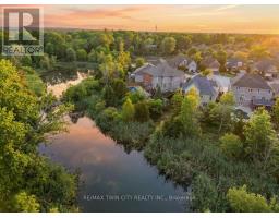 7 TOM THOMSON COURT, Brantford, Ontario