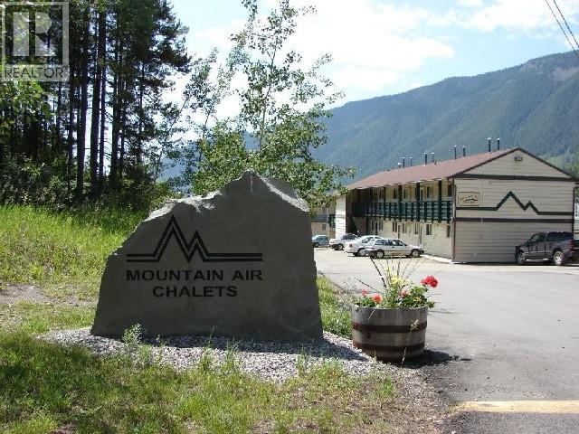 100 Red Cedar Drive Unit# E44, Sparwood, British Columbia  V0B 2G0 - Photo 1 - 10386167