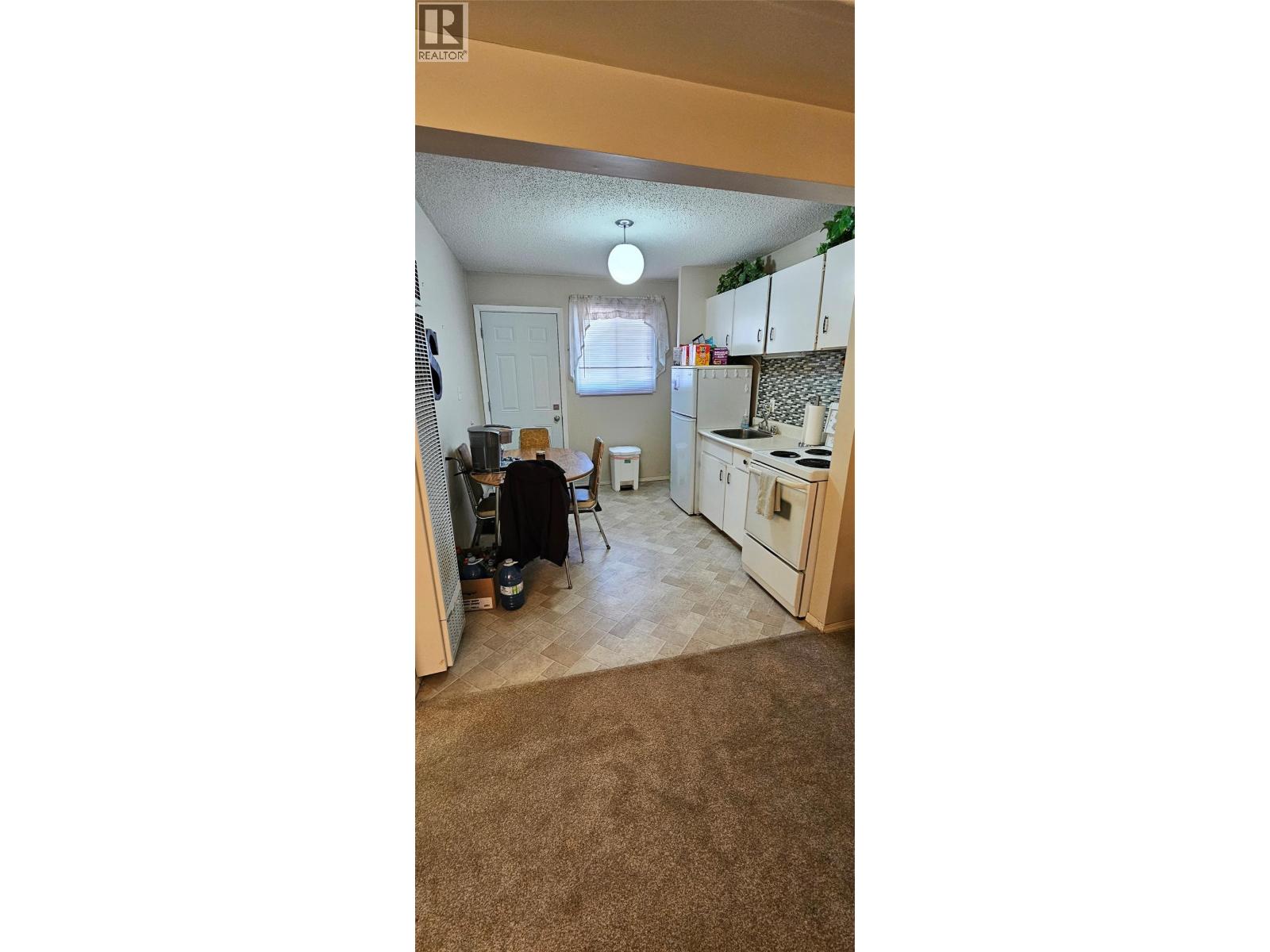 100 Red Cedar Drive Unit# E44, Sparwood, British Columbia  V0B 2G0 - Photo 8 - 10386167