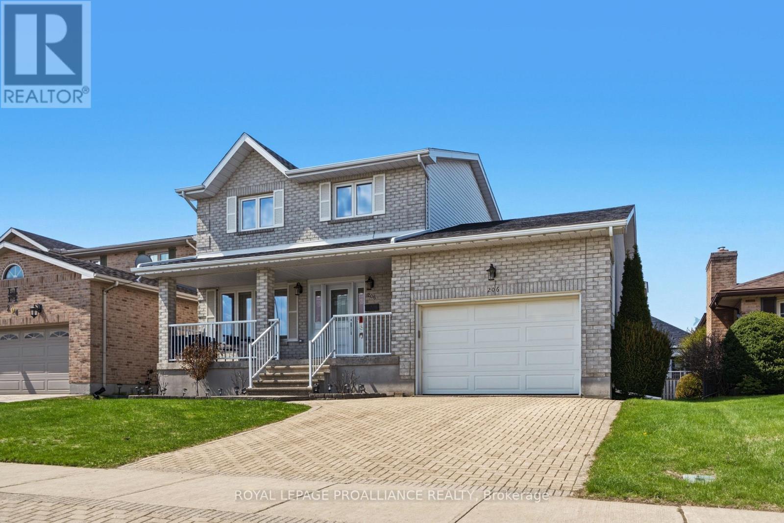 206 Beley Street, Brockville, Ontario  K6V 6Z8 - Photo 2 - X13091868