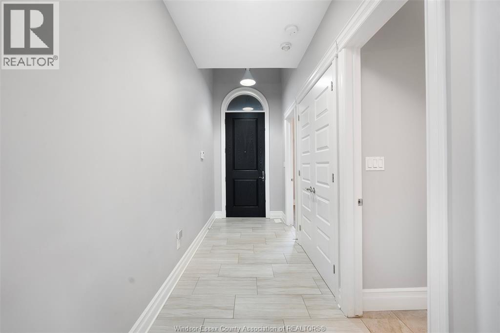 1808 Cypress, Windsor, Ontario  N8P 0E3 - Photo 4 - 26010299