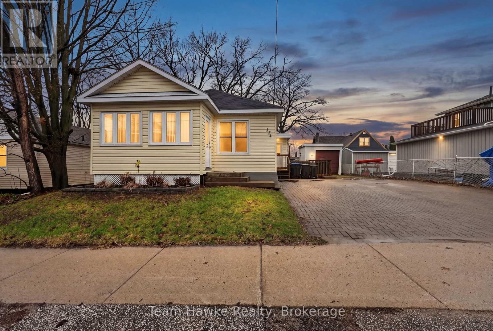 374 Dominion Avenue, Midland, Ontario  L4R 1N9 - Photo 2 - S13091996