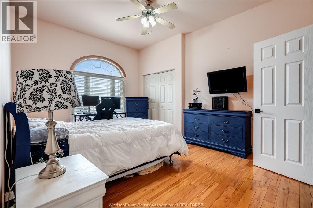 916 Mersea Rd 2, Leamington, Ontario  N8H 3V7 - Photo 16 - 26010229