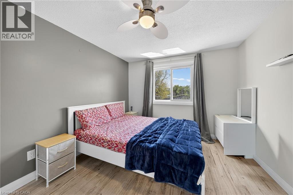 136 Rockwood Avenue, St. Catharines, Ontario  L2P 3R8 - Photo 19 - 40827277