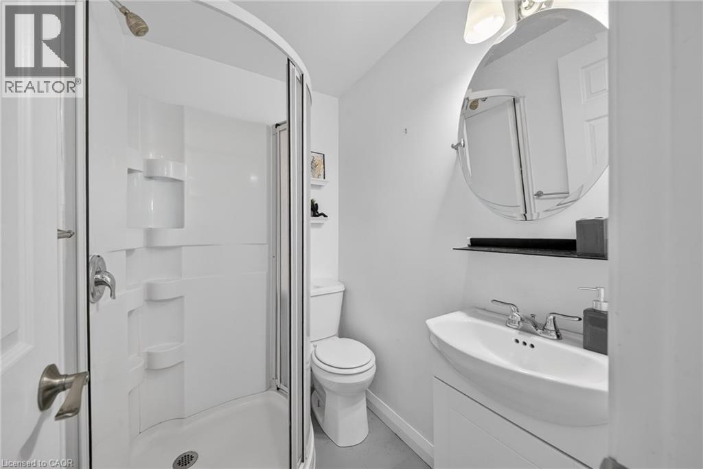 136 Rockwood Avenue, St. Catharines, Ontario  L2P 3R8 - Photo 25 - 40827277