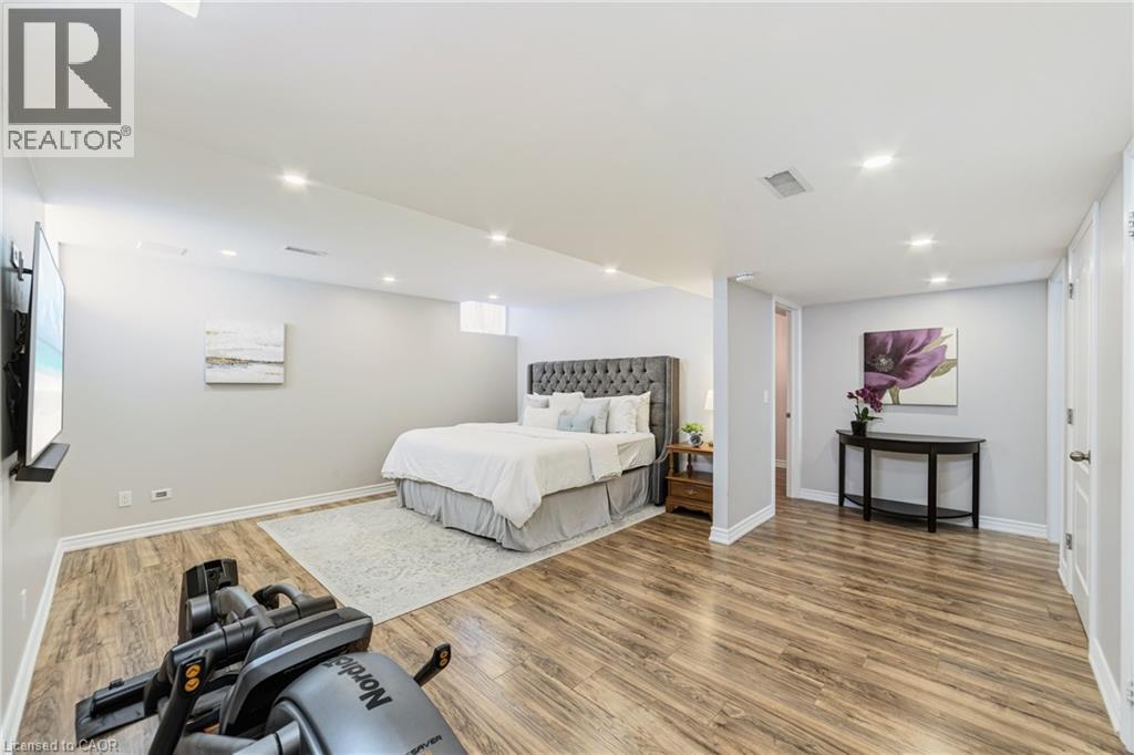 1576 Bayshire Drive, Oakville, Ontario  L6H 6L8 - Photo 33 - 40822500