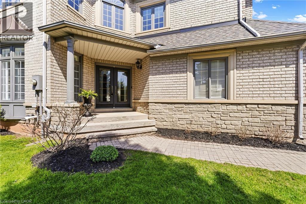 1576 Bayshire Drive, Oakville, Ontario  L6H 6L8 - Photo 3 - 40822500