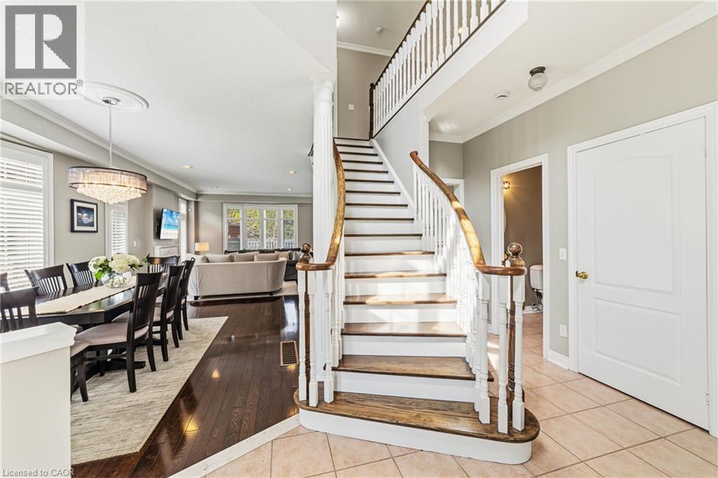 1576 Bayshire Drive, Oakville, Ontario  L6H 6L8 - Photo 4 - 40822500