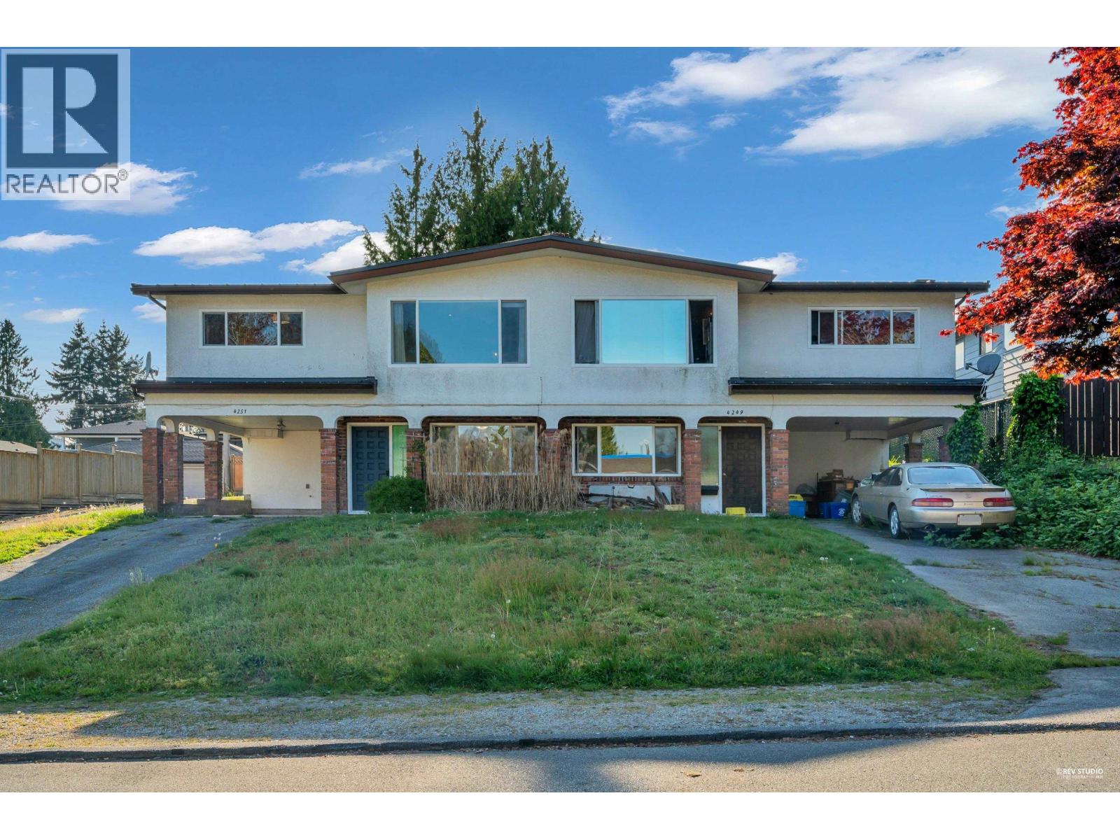 4249 BARKER AVENUE, Burnaby, British Columbia
