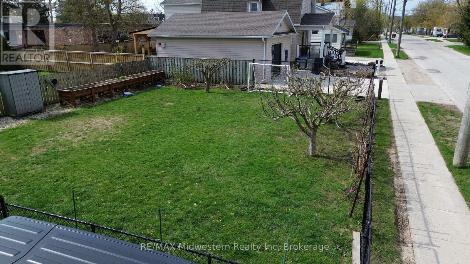 506 Main Street E, North Perth, Ontario  N4W 2C6 - Photo 17 - X13091858