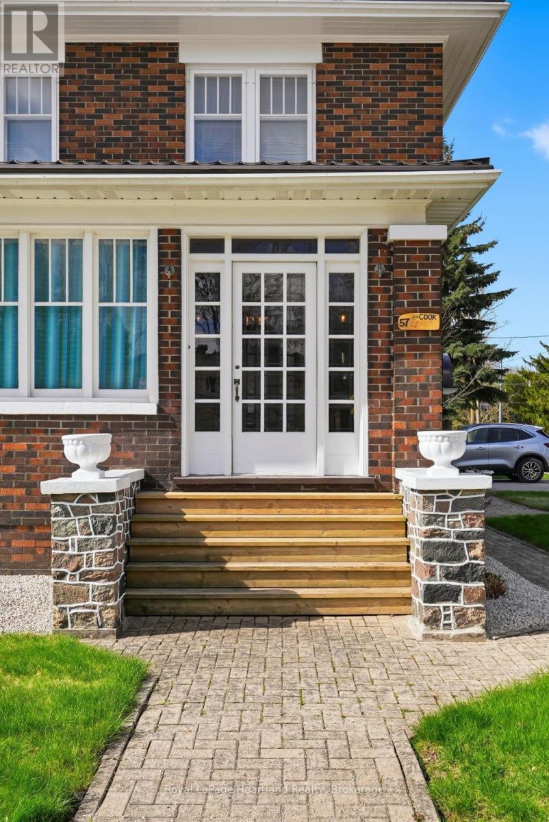 57 Elora Street N, Minto, Ontario  N0G 1M0 - Photo 10 - X13092064