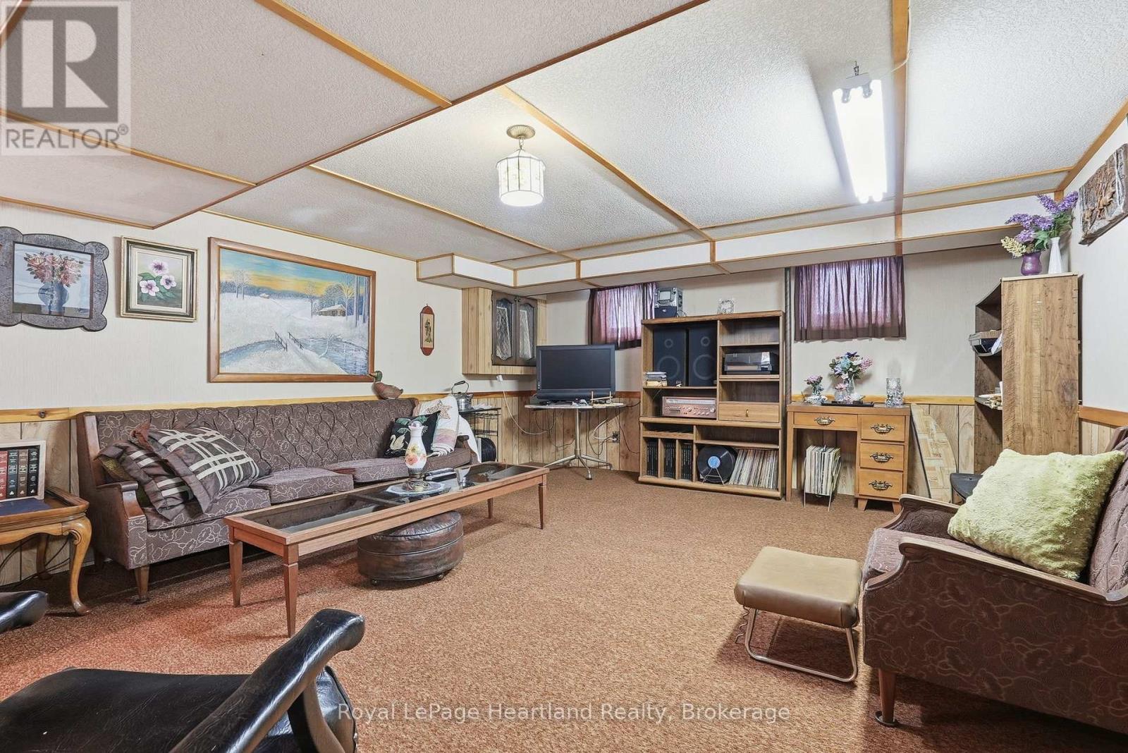 57 Elora Street N, Minto, Ontario  N0G 1M0 - Photo 38 - X13092064