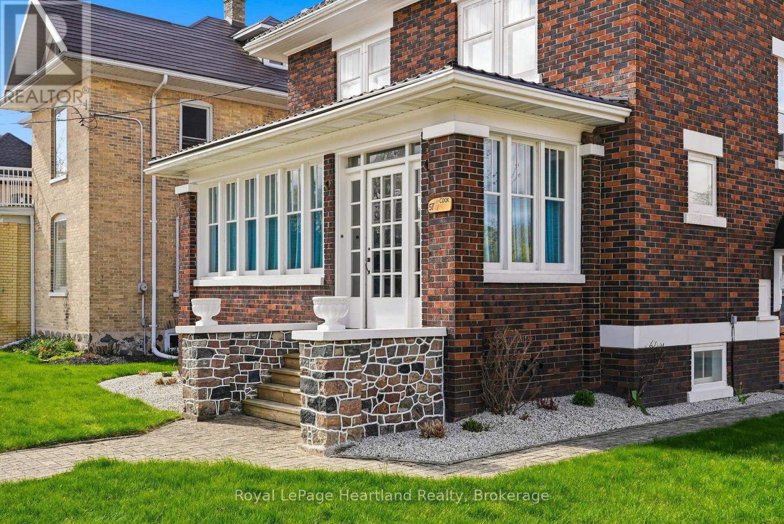 57 Elora Street N, Minto, Ontario  N0G 1M0 - Photo 8 - X13092064