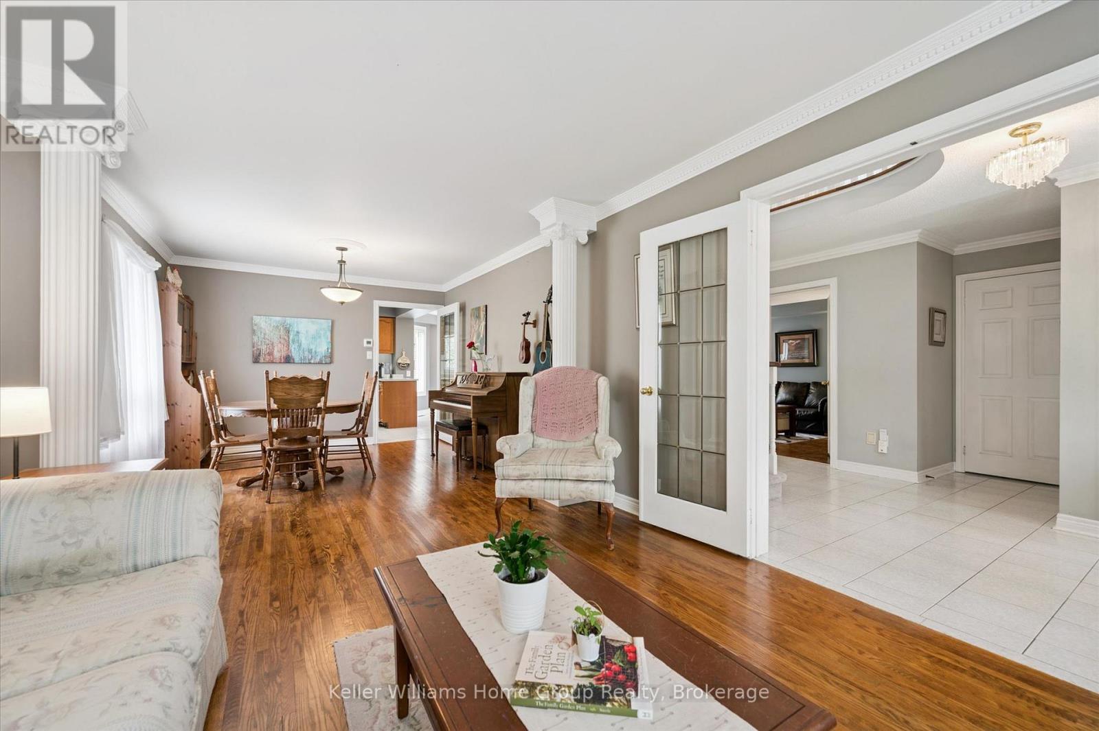 261 Irvine Street S, Centre Wellington, Ontario  N0B 1S0 - Photo 11 - X13092118